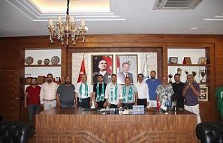 Serik Belediyespor Burak Göksel ve Ferdi Konak ile...