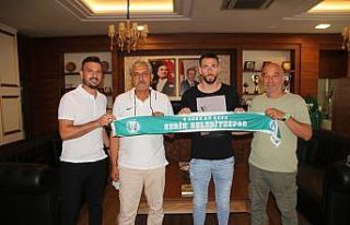 Serik Belediyespor Gökhan Payal ile 2 yıllık sözleşme...