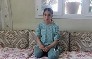 SEY Vakfı, Türkiye’nin konuştuğu Merve Akpınar’a...