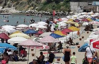 Sıcağı gören, kendini denize attı