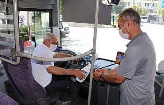 Siirt Belediyesinden toplu taşıma araçlarına maske...