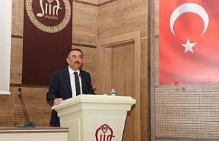 Siirt Valisi Hacıbektaşoğlu, muhtarlarla pandemi...