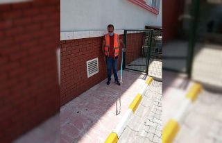 Siirt’te bir okulda yakalanan yılan doğal ortamına...