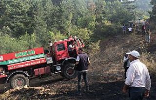Sındırgı’da 30 dönümde anız yangını