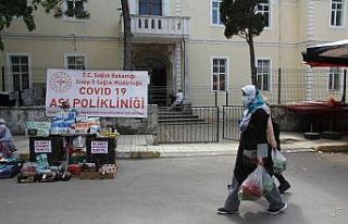 Sinop’ta pazara gelenler için randevusuz aşı...
