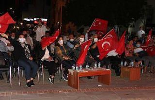 Sinop’ta saatler 00.13’ü gösterdiğinde sela...