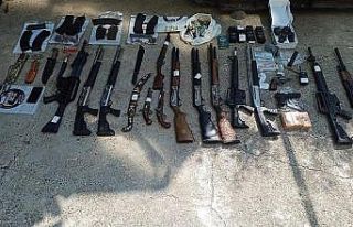 Şirinler Çetesi’ne yönelik yapılan eş zamanlı...