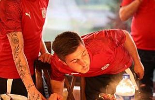 Sivasspor’da Armin Djerlek’e sürpriz doğum günü