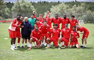 Sivasspor’da neşeli idman