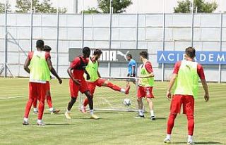 Sivasspor’da Petrocub mesaisi sürüyor