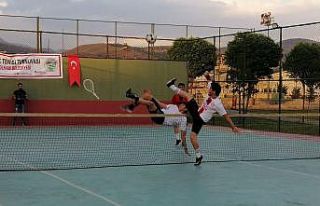 Solhan’da ‘Ayak Tenisi Turnuvası’ düzenlendi