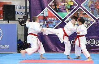 Spor okullarında çocuklar spora doyacak