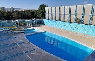 Sümer Yüzme Havuzu hizmete açıldı