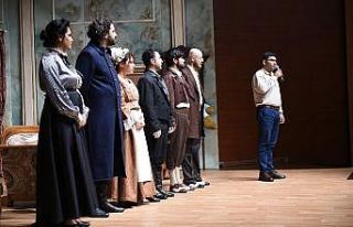 Tarsus Şehir Tiyatrosu, ‘Çehov Vodvil’ oyunu...