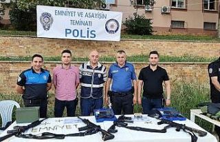 TDP şube yerli ve milli üretim silahları tanıttı