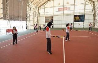 TDP’den yeni proje ile gençlere tenis eğitimi...