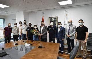 Teknoloji takımından Başkan Dündar’a ziyaret