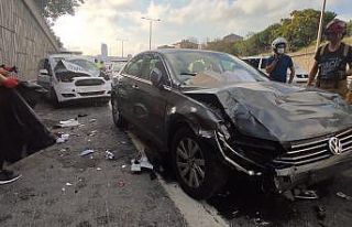TEM Otoyolunda zincirleme trafik kazası: 3 yaralı