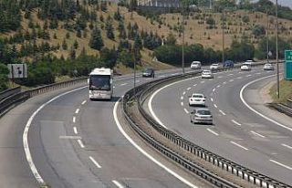 TEM’de beklenen bayram trafiği oluşmadı