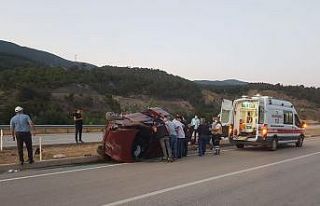 Tokat’ta hafif ticari araç devrildi: 2 ölü, 2...