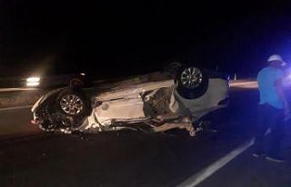 Trafik kazasında yaralanan genç kız hastanede hayatını...