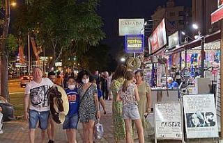 Turizm canlandı, esnafının yüzü gülmeye başladı