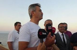 Türk Bayrağı kulaçlarla Kıbrıs’a taşınacak