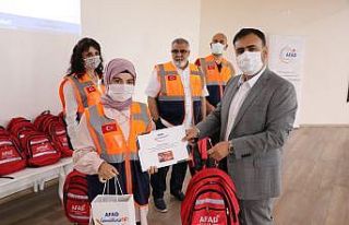 Türkiye’de 320 bin AFAD gönüllüsü iş başında