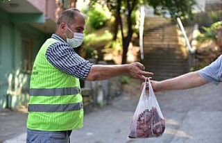 Tuzla’da ihtiyaç sahibi ailelere 5 ton kurban eti...