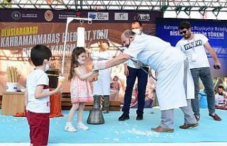 Uluslararası organizasyonda dondurma şovlu final