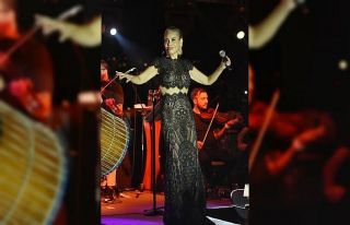 Ünlü sanatçı Linet coşturdu