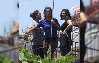 Uyuşturucu bağımlısı engelli kardeşine, annesi...