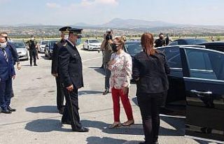 Vali Kocabıyık, vatandaşlarla bayramlaştı