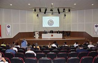 Vali Sezer muhtarlarla bir araya geldi