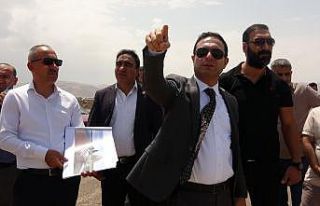 Van Gölü yeni sahil bandı ile turistlerin gözdesi...