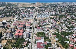 Van Valisi Bilmez’den helikopterli denetim