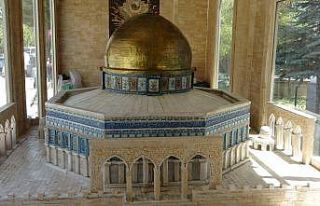 Van’da ‘Minia Kudüs’ tırı ziyarete açıldı