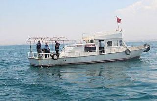 Vanlı balıkçılar “Vira Bismillah” dedi