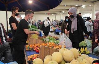 Vatandaşlar virüsten dolayı pazar geleneğini unuttu