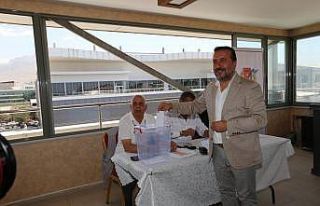 VGC Başkanı Sevinç güven tazeledi