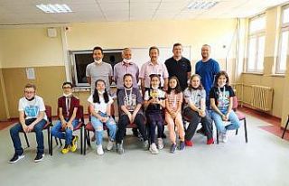 “Yükselen Yıldız Kupası” Osmanbey Ortaokulu’nun...