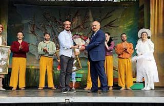 ’Yunus Diye’ Çocuk oyunu Yahyalı’da sahnelendi