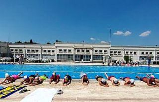 Yunusemre Belediyesinde yüzme kursları başladı
