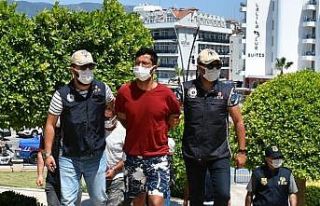 Yurt dışına kaçmak üzereyken yakalanan terör...