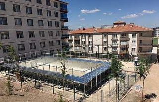 Yüzme havuzları çocukların ayağına gidiyor