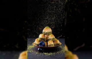 Zincir baklavacılar bayram mesaisinde