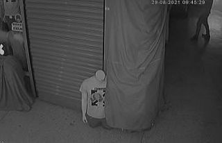 2 dükkandan hırsızlık yapan kişi yakalandı