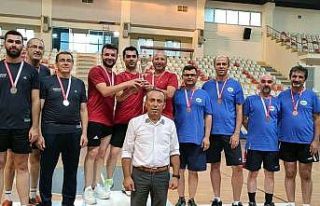 3 kardeşin yönettiği takımlar turnuvada ilk 3...