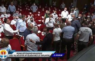 Adana Büyükşehir Belediye Meclisi’nde söz hakkı...