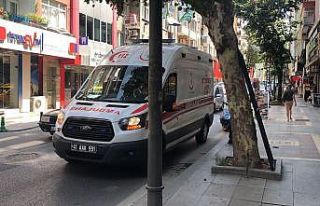 Adımını attı, asansör boşluğuna düştü